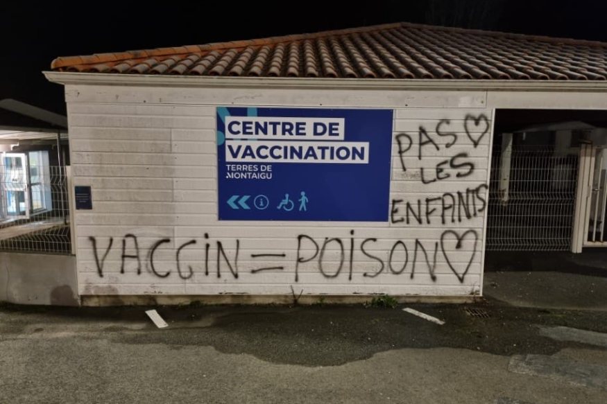 Terres de Montaigu. Acte de vandalisme au centre de vaccination : la réaction de Florent Limouzin